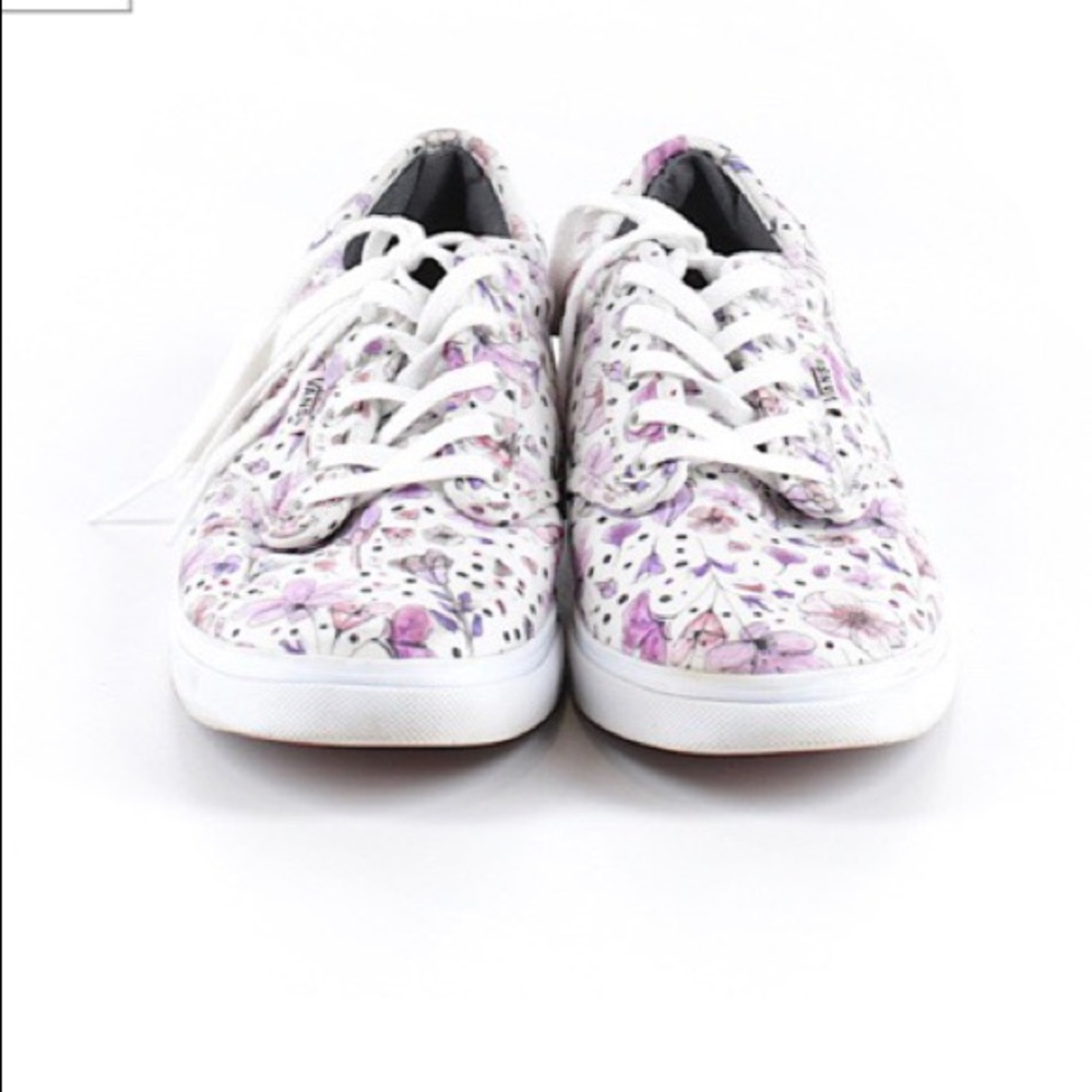 NWOT Keds size 8